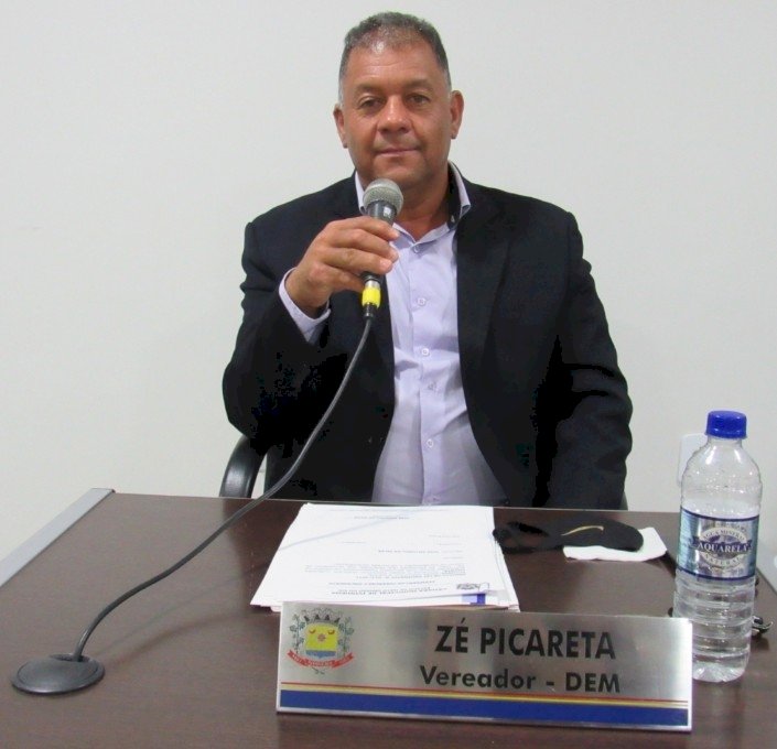 Vereador Zé Picareta solicitou quebra-molas em local perigoso na Gleba Ouro Verde