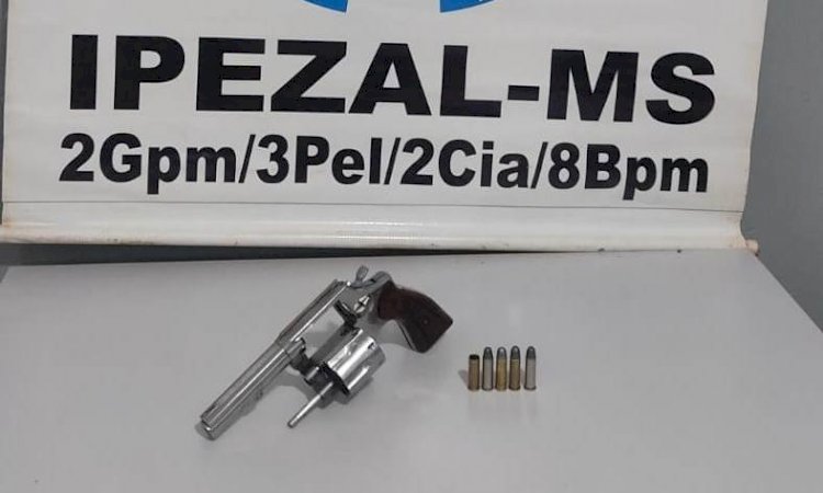 PM prende homem por porte ilegal de arma de fogo, sequestro e cárcere privado em Ipezal